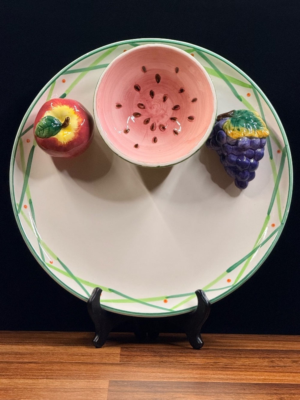 WORLD BAZAARS INC Fruit Serving Tray with Bowl
